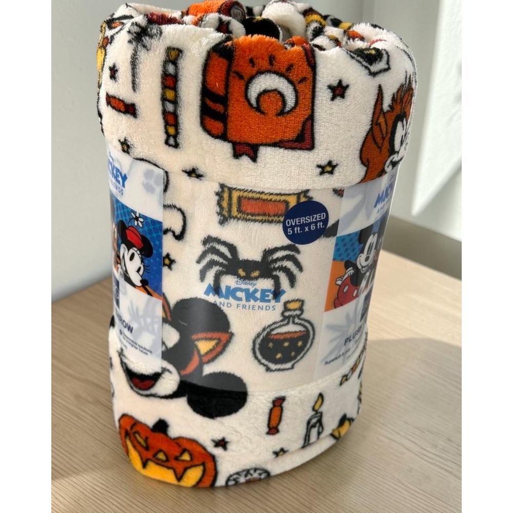 Disney Mickey & Friends Halloween Plush Throw Blanket 5 x 6 Ft Cream Oversized